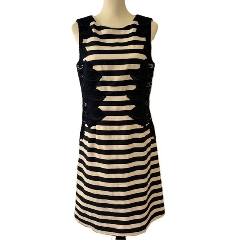 Antonio Melani Sheath Dress Womens 8 Navy White Striped Excellent Lace Trim